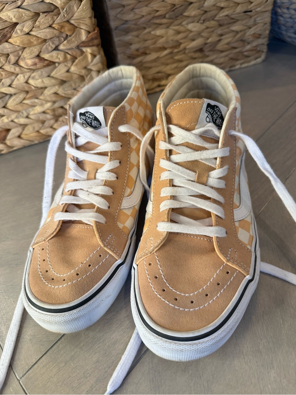 Vans Checkerboard High-Top Sneakers in Beige and White - Picture 6 of 8